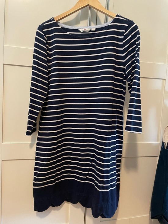 Vineyard Vines Dresses & Skirts - Vineyard Vines Navy and White Striped Boatneck Dress